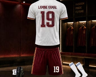 Kit de fútbol Lamine Yamal #19: Camiseta, pantalón corto y calcetines para niños y adultos.