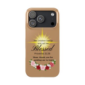 Blessed Proverbs 31:28 - Coque pour iPhone caramel « Maman, merci de m'avoir guidé vers Dieu » - Fête des Mères et des Chrétiens, Cadeaux d'anniversaire