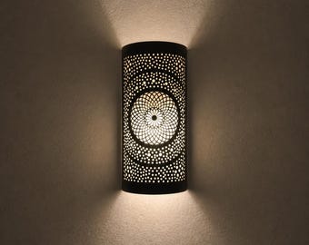 Juego de 2 apliques de pared marroquíes de latón, elegantes lámparas de pared de latón hechas a mano para decoración rústica del hogar.