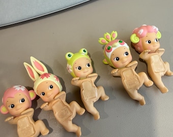Sonny Angel Cherry Blossom Hippers