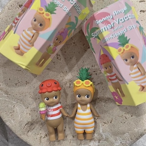 Sonny Angel Summer Vacation Series - Sun Kissed Style