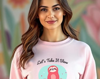 Sudadera con ilustración de perezoso "Vamos a tomarlo con calma" / Perezoso de yoga relajado