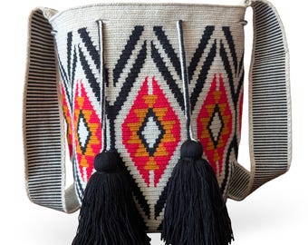 Fuego ⦁ Unique Handwoven Large Wayuu Mochila