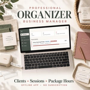Può includere: Un portatile che mostra una dashboard per gestori di organizzazione professionale con il testo Clients, Sessions e Package Hours. Lo schermo mostra lo stato di un pacchetto di 10 ore. Accessori: etichettatrice, taccuino ed etichette.