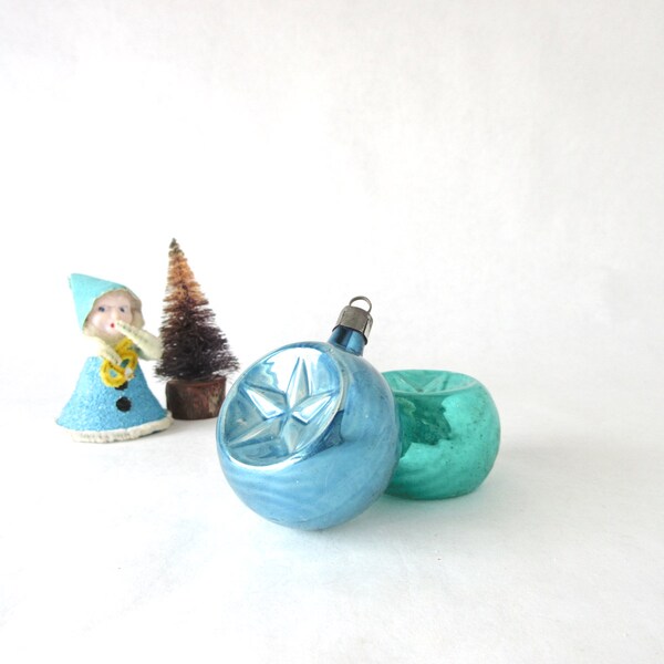 Vintage Premier USA Two Double Indented Star Mercury Glass Ornaments