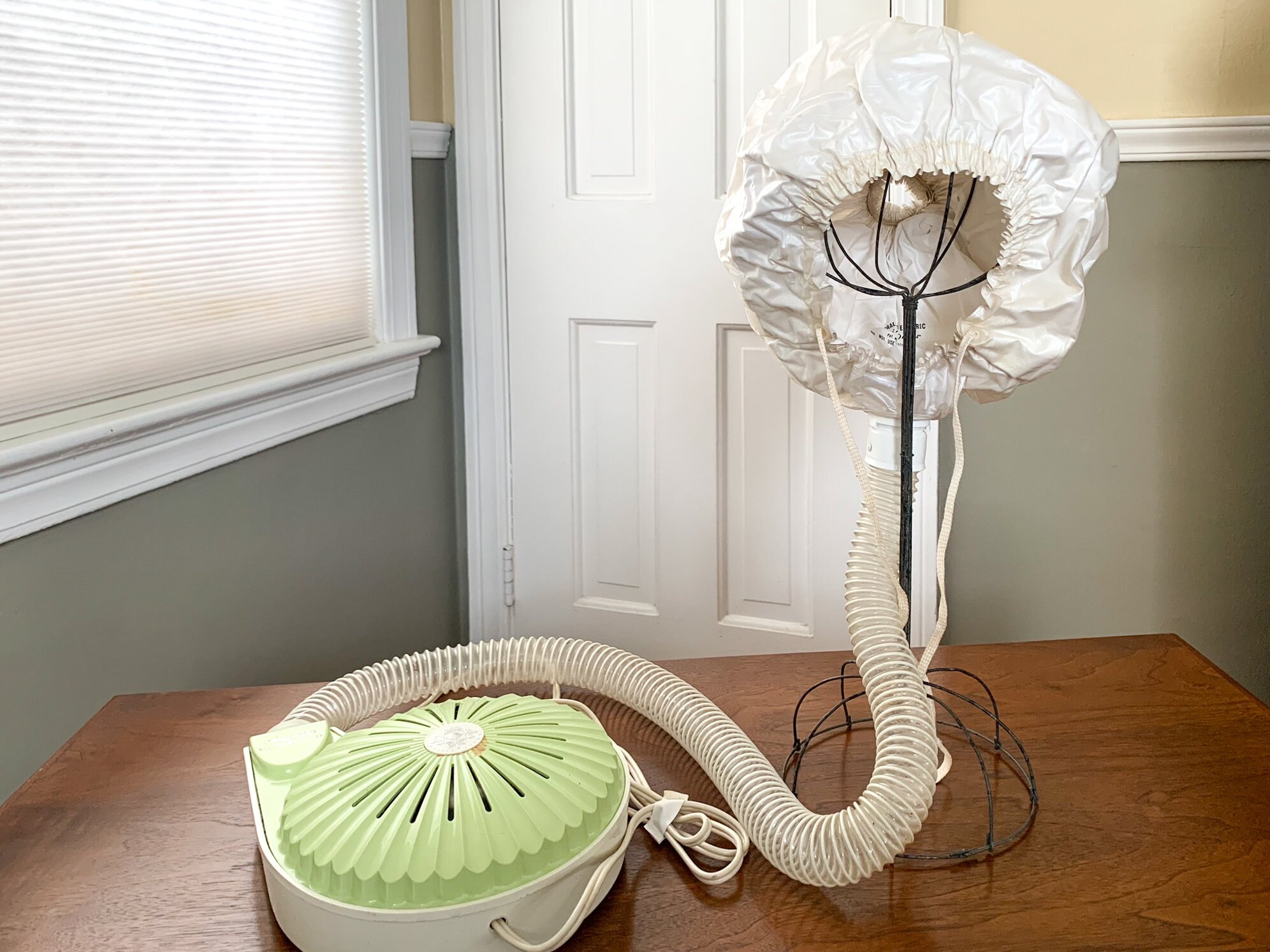 Vintage 1960s General Electric portable hair dryer with bouffant bonnet