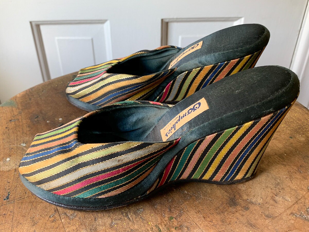 peep toe wedges