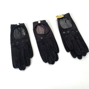 Vintage black leather driving gloves with open back and pearl snap, NOS, Size S or XS