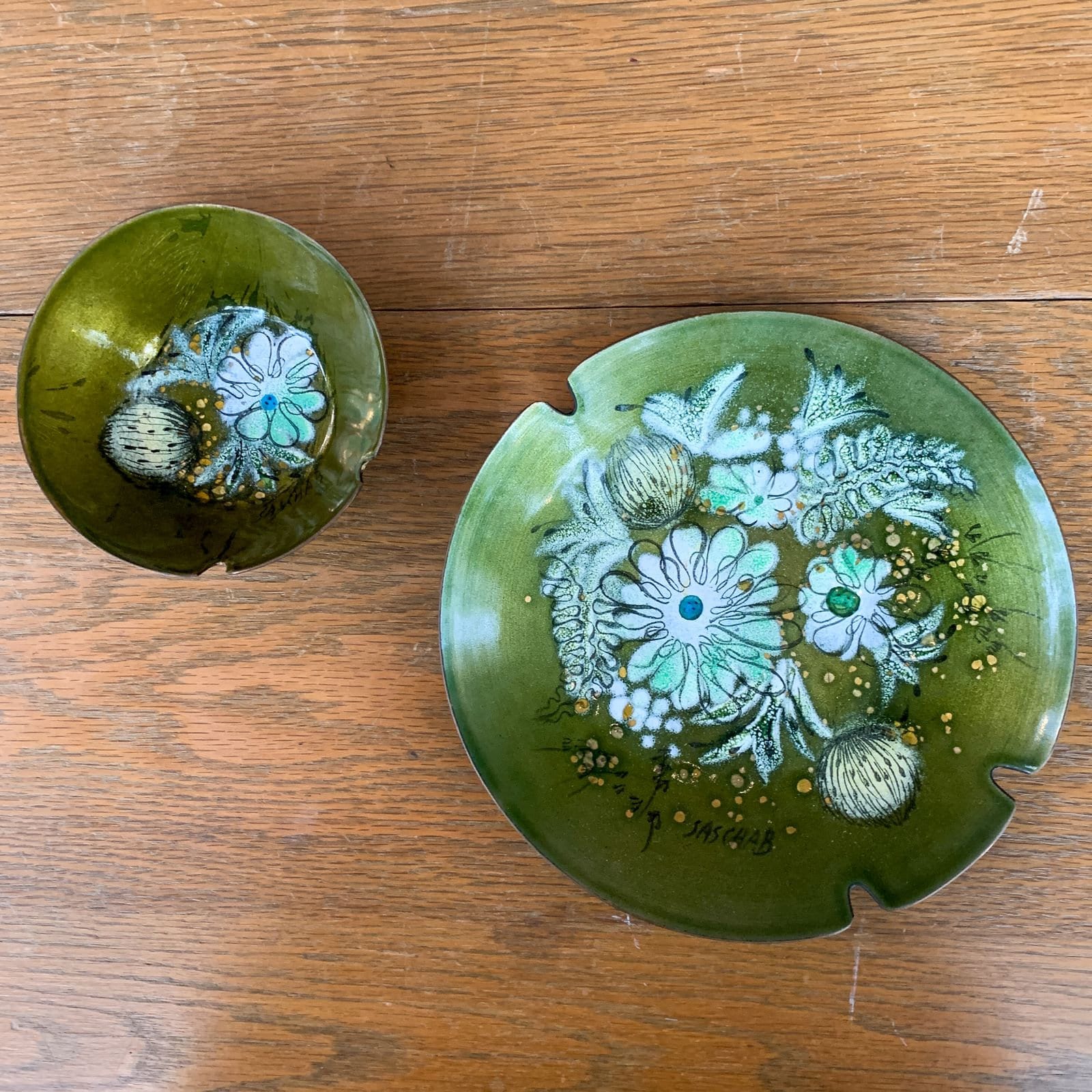 Sascha Brastoff Vintage Enamel Decorative Bowl With Flowers 