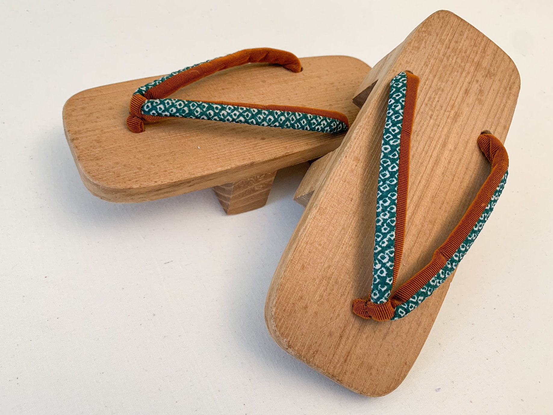 geta heels