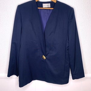 Vintage 90s navy blue 2pc suit with skirt Size M