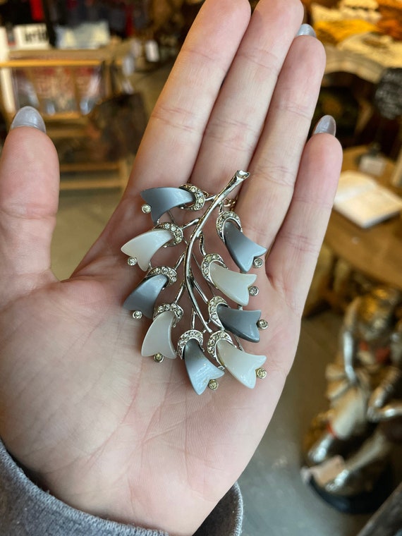Vintage Kramer Floral Brooch With Rhinestone Accents Silver tone