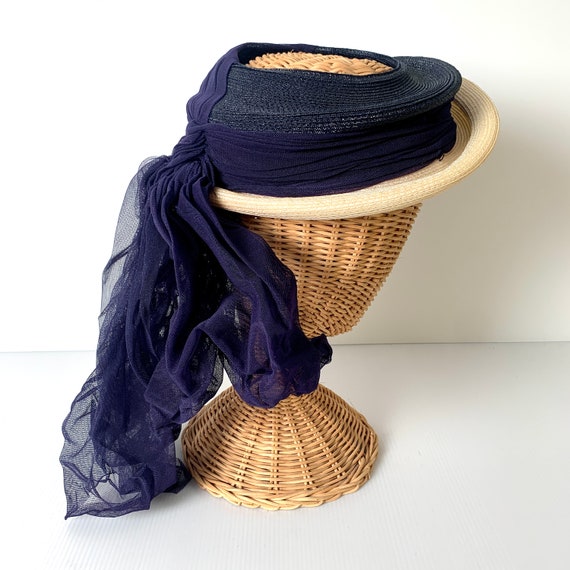 Vintage 50s navy blue & white pillbox hat with la… - image 5