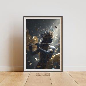 Op de afbeelding: Ingelijste kunstdruk met een blauwe figuur die fluit speelt, versierd met gouden sieraden en een gevederde hoofdtooi. Het kunstwerk heeft een donkere, etherische achtergrond met gouden accenten en vallende bladeren. De handtekening van de kunstenaar, aksh.rksh, is onderaan zichtbaar.