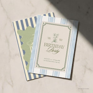 Op de afbeelding: Twee verjaardagsfeestuitnodigingen. E&eacute;n heeft een lichtblauwe en witte gestreepte rand, de andere heeft een geschulpte saliegroene rand. De hoofduitnodiging heeft de tekst "Birthday Party" en evenementdetails.