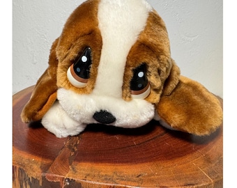 Vintage Dakin Sad Sam Barking Basset Hound Dog Plush Stuffed Animal 24144 Brown
