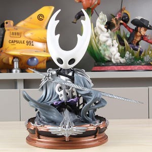 Merchandising di Hollow Knight, statue di anziani di Hollow Knight, regali per giocatori, decorazioni di Hollow Knight, regali per la casa