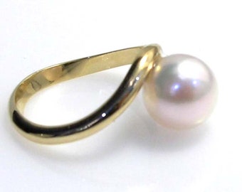 Pearl Ring