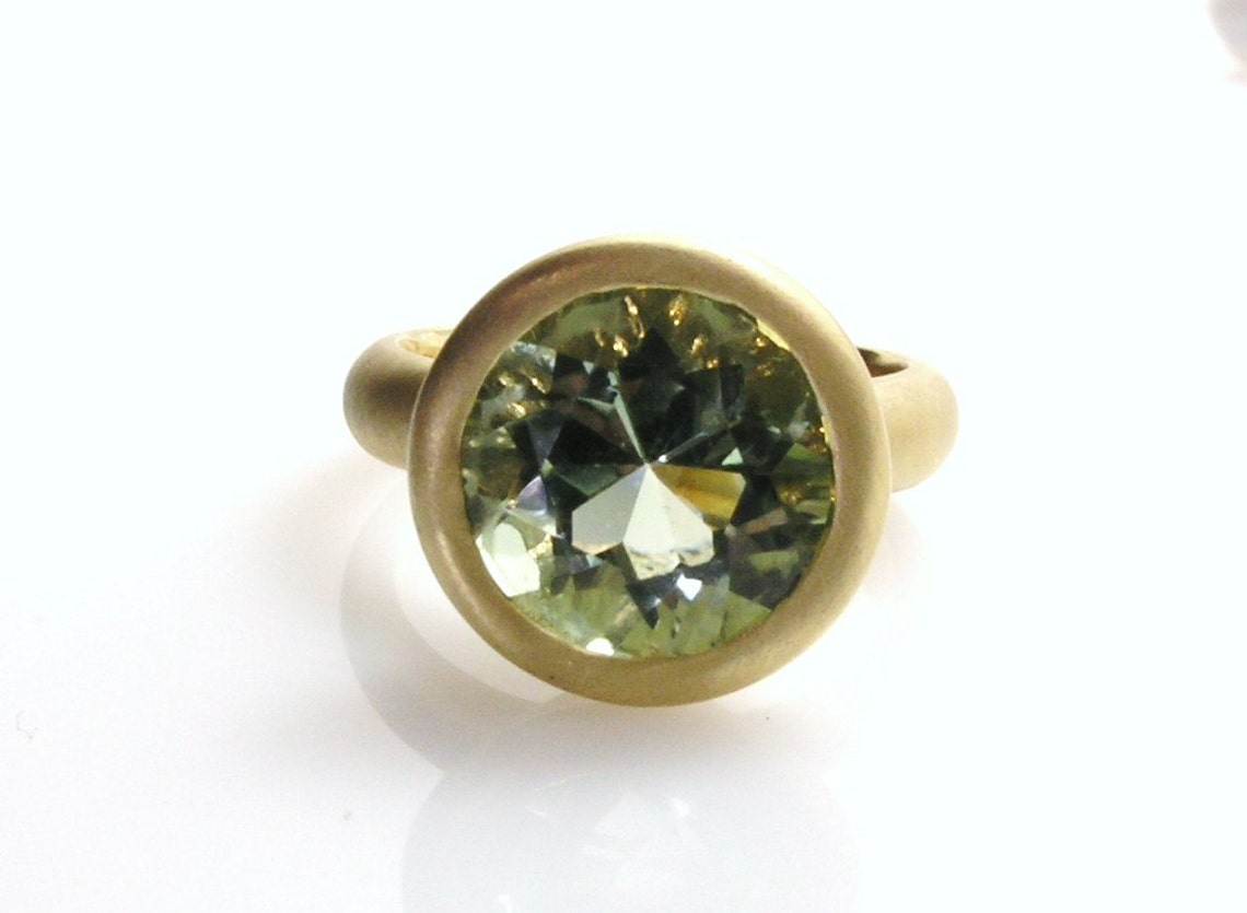 vintage green amethyst ring