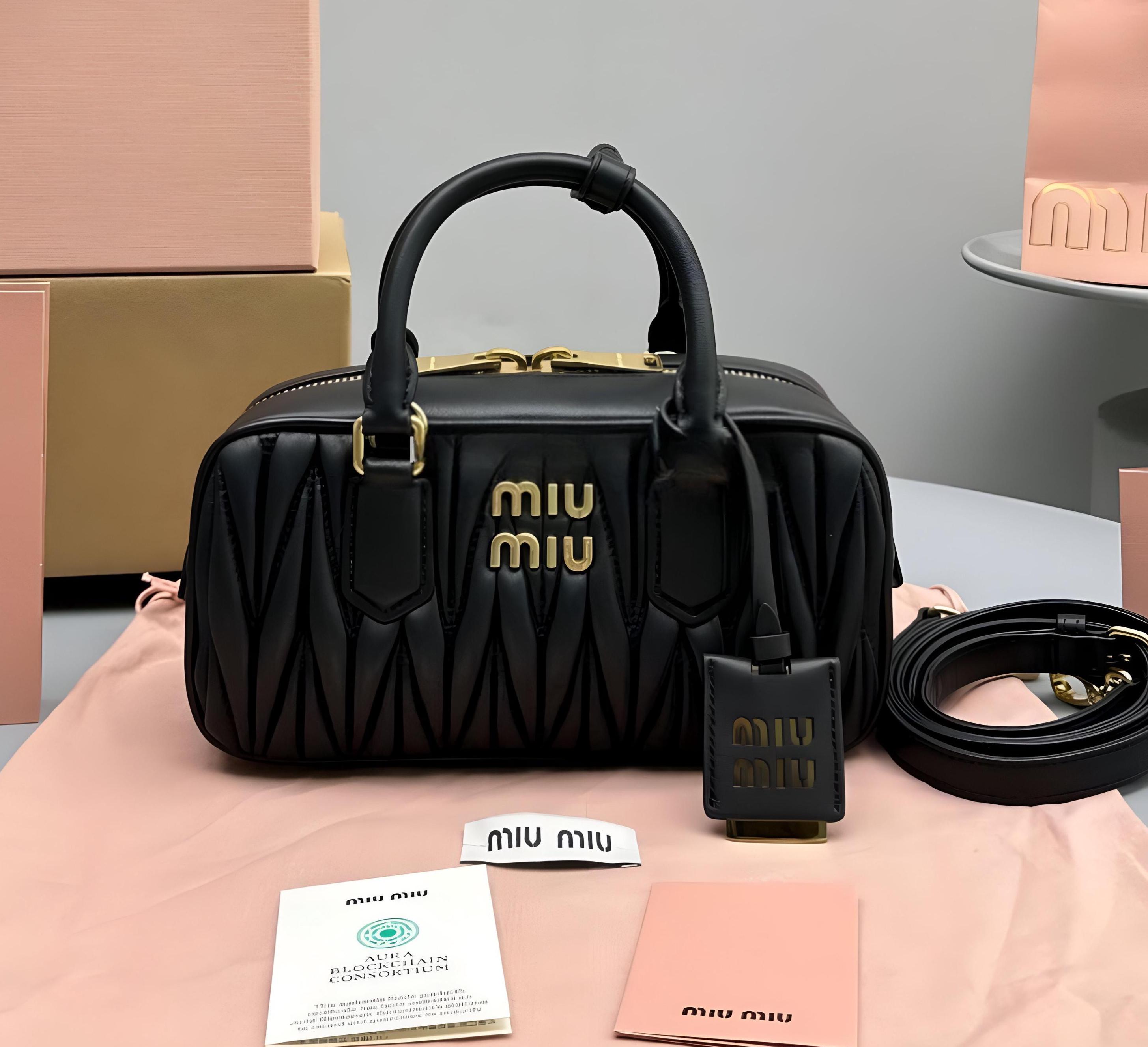 バッグ Miu Miu Knit Leathbr Shoulder Bag Miu Miu Leather-Trim Knit Shoulder Bag - Black Shoulder Bags