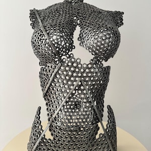 Handmade Metal Wire Woman Torso Sculpture – Modern Abstract Tabletop Art Statue – FIGHTER