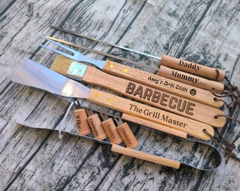 Personalised BBQ Grill Tool Set – Engraved Wooden Handle BBQ Kit with Carry Case