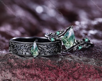 Kite Cut Moss Agate Couple Ring Set His and Hers Matching Wedding Bands Unique Leaf Vine Nature Inspired Ring Gothic Black Gold Promise Ring