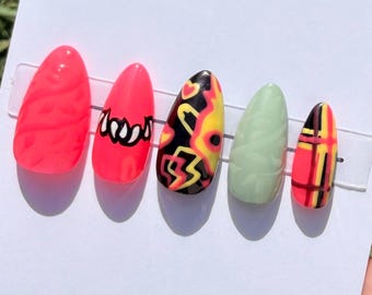 Unghie finte ispirate a Venus McFlytrap