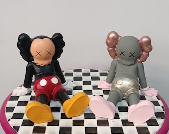 Cartoon Style Sitting Figurine Set, Modern Pop Art Decor, Character Sculpture, Desk Shelf Decor, Unique Gift Idea Home Decor, Kaws Figurine