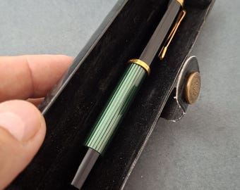 Pelikan M400 M 14k Gold Nib , Old Style (W. Germany) – Unused (NOS) with Etui  Black Leather Pouch Vintage