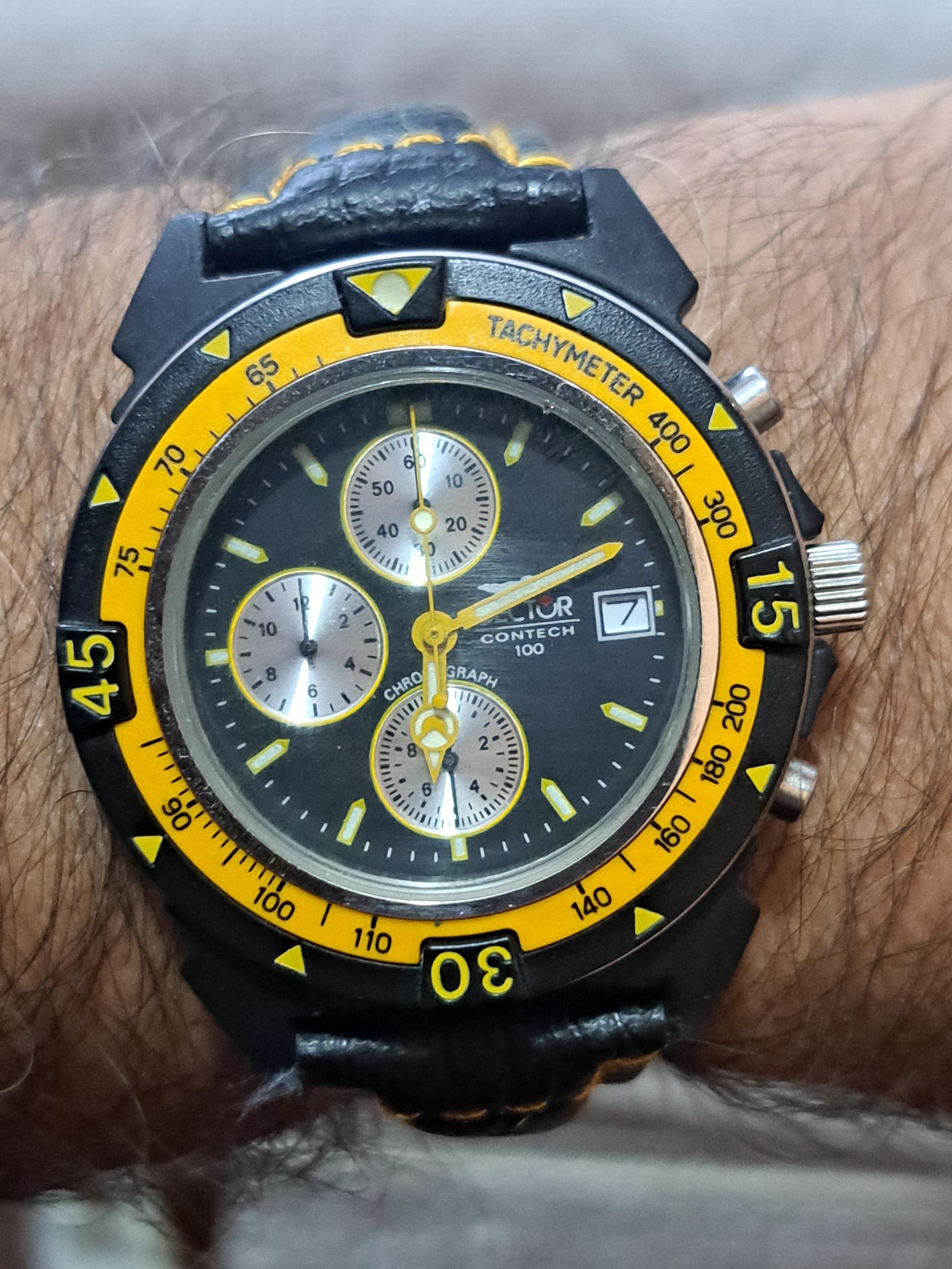 Sector CONTECH 100 Quartz Swiss Black and Yellow Chronograph WR