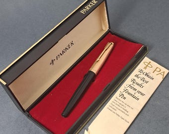 Parker 17 Lady Rolled Gold and Black Resin, 14k F Nib Fountain Pen, 1960s England in Box