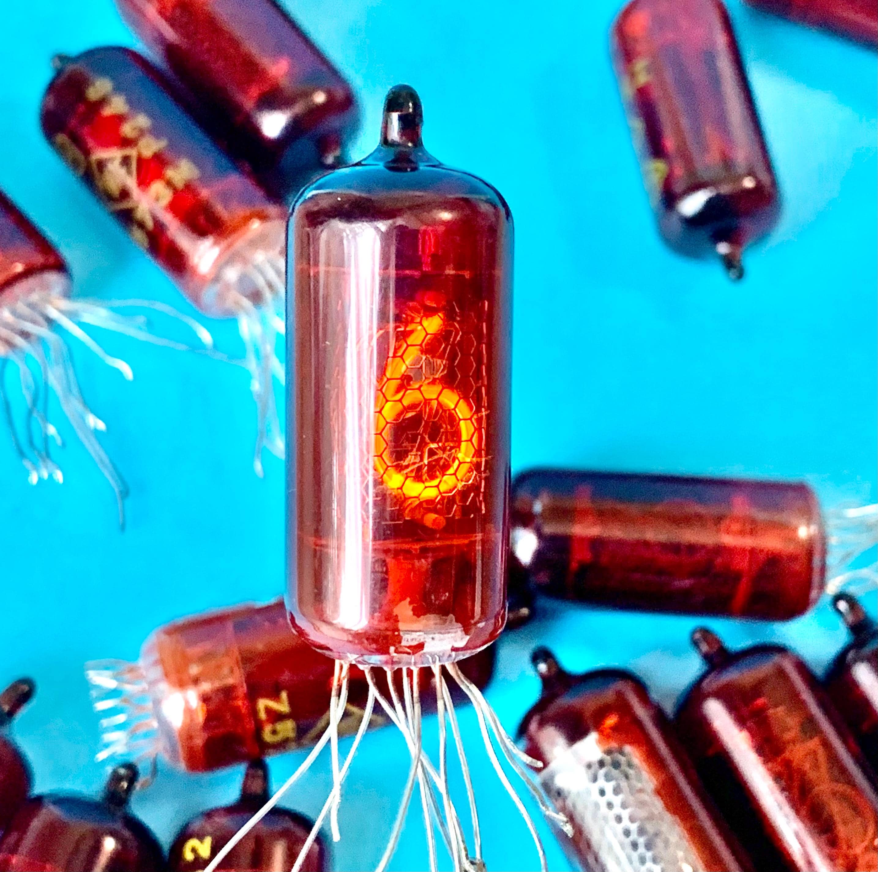 T*3様 ニキシー管時計 Z573M 6球 完成品 ケース入り ニキシー管時計 Z573M 6球 完成品 ケース入り ニキシー管時計 Z573M 6球