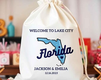 Florida Outline Favor Bags, Destination Wedding Welcome Bag, Santa Christmas bags, Personalized State and Heart, Orlando Wedding Bag