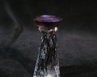 Soporte de mármol de resina con prisma triangular