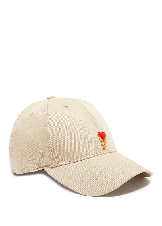 Beige Cotton Baseball Cap With Detachable Red Melting Heart  display picture 2