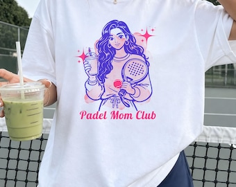 Padel Mom Club Damen T-Shirt, Padel T-Shirt Oversize, Padel Lover Geschenk, Sportliches Graphic Tee, Padel Spielerin Mama
