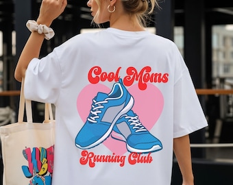 Cool Moms Running Club Shirt Damen, Run T-Shirt Oversize, Sport Lover Geschenk, Sportliches Graphic Tee, Laufsport Outfit Damen