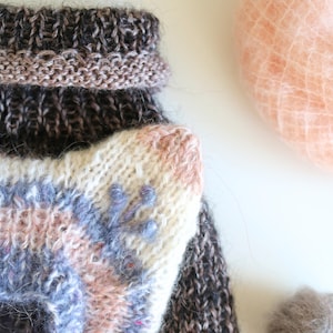 Varmt set för Devon Rex, broderad katttröja; handstickad kattmössa med broderi