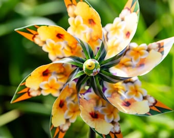 Hawaii Wildflower Pinwheel Spinner