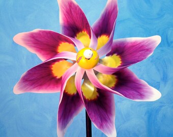 Purple Pansy Flower Pinwheel Wind Spinner Whirligig Windmill Fan