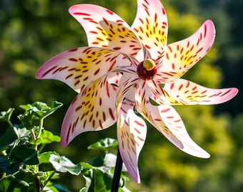 Spotted Lily Flower Pinwheel Wind Spinner Whirligig Windmill Fan