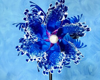 Victoria Crown Pigeon Double Spin Pinwheel Wind Spinner Whirligig Windmill Fan