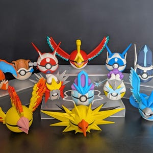 Custom 3D Printed Pokeballs – Unique Character Designs, Collectible Display Models, Handmade Geek Gift