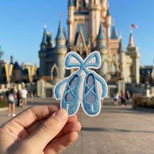 Ballet Slippers Embroidered Iron On Patch Pink Dance Shoes Applique Cute Aesthetic Ballerina Patch for Jacket Bag Hat DIY Gift