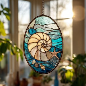 Vitrail attrape-soleil coquillage, suspension de fenêtre en forme de coquillage nautile, décoration vague océan, attrape-soleil maison de plage, idée cadeau côtière