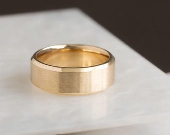 8mm Brushed Bevelled Edge Band, 14K Yellow Gold Men's Wedding Band, Men's Flat Top Wedding Ring, Promise Band Classic Solid Gold Ring