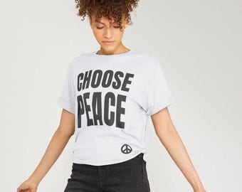 Choose Peace Women’s Relaxed Fit T-shirt – Minimalist Ethical Streetwear Tee With Bold Statement Print