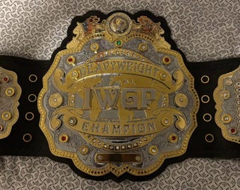 Réplique de la ceinture IWGP Heavyweight Championship : taille adulte, édition collector