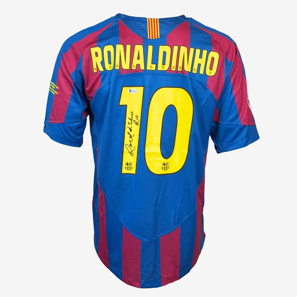 ロナウジーニョ直筆サイン入りFCバルセロナ サッカーシャツ - 2005-06